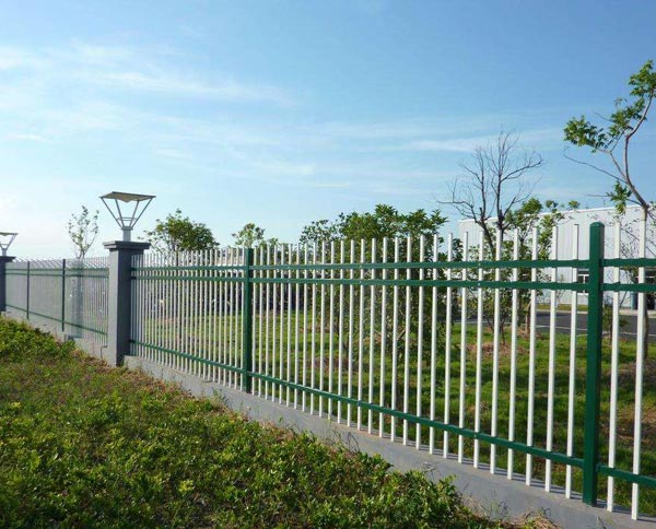 十堰鋅鋼護欄會生銹嗎？生銹是什么原因造成